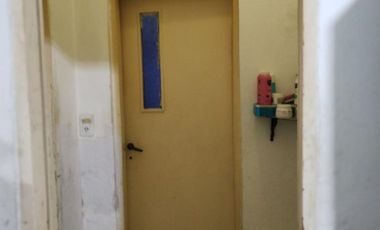 Casa De 3 Amb. Amplio Jardín. Garage. Patio. A Moderizar. 208 Mts. Calle 210 Al 700. Ranelagh. Berazategui