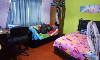 Casa De 3 Amb. Amplio Jardín. Garage. Patio. A Moderizar. 208 Mts. Calle 210 Al 700. Ranelagh. Berazategui