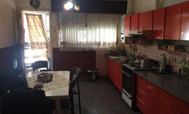 AVELLANEDA- LIMAY 1300