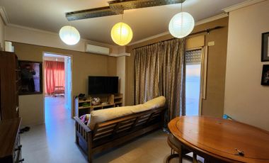 Excelente Departamento 2 Ambientes Ubicado En La Zona Centro De Villa Balleste