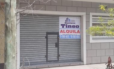SE ALQUILA EXCELENTE LOCAL DE 24 m²