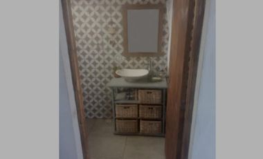 VENDO CASA 4 AMB PRIMERA LINEA AL MAR.