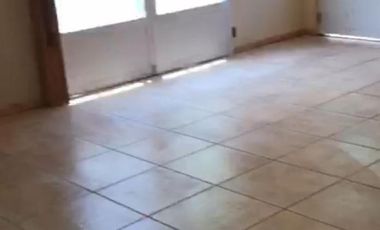 Alquilo casa en Villa Zapiola