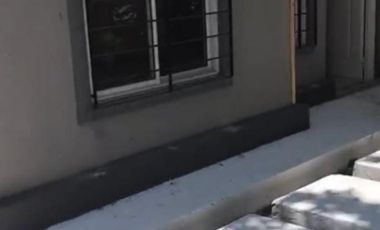 Alquilo casa en Villa Zapiola