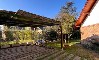 Casa de 4 AMBIENTES en alquiler