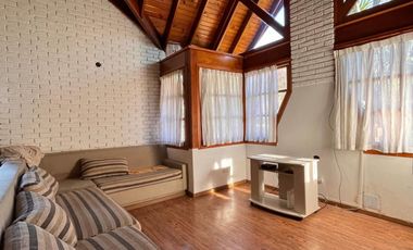 Casa de 4 AMBIENTES en alquiler
