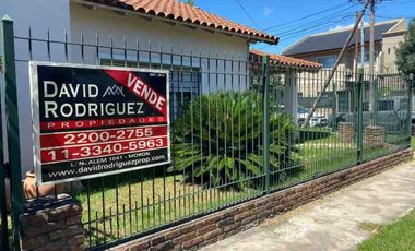 CHALET DE 3 AMBIENTES EN VENTA