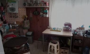 VENDO CASA EN  BLOCK