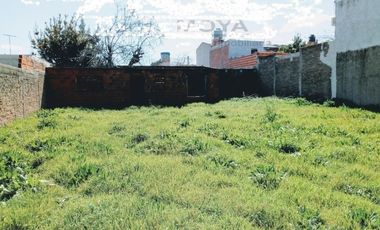Lote de 360 Mts c/ Construcción a Terminar