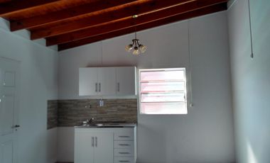 LA TABLADA-ALQUILER-DEPARTAMENTO  3 AMBIENTES EN PLANTA ALTA