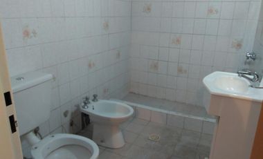 LA TABLADA-ALQUILER-DEPARTAMENTO  3 AMBIENTES EN PLANTA ALTA