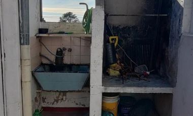 VENDO CHALET (ZONA PUERTO) NECOCHEA