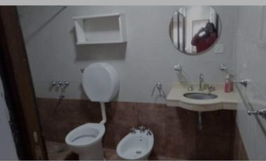 VENDO CASA CON QUINCHO 300 M2 CONSTRUIDOS