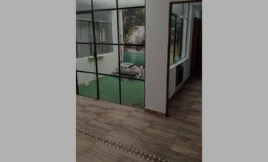 VENDO CASA CON QUINCHO 300 M2 CONSTRUIDOS