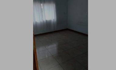 VENDO CASA CON QUINCHO 300 M2 CONSTRUIDOS