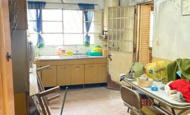 CHALET DE 4 AMBIENTES A REFACCIONAR EN VENTA - MORON NORTE