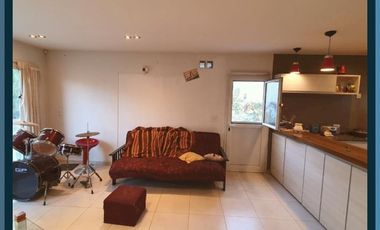 CASA EN BARRIO LA ALAMEDA