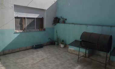 GALPON C FUERZA MOTRIZ MAS 2 DEPARTAMENTOS DE 3 AMBIENTES EN PLANTA ALTA NUEVO PRECIO USS 230 MIL ANTES 260