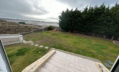 Maravillosa propiedad. Única por su estilo. Una vista increíble. Cercano al paraíso