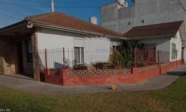 VENDO CHALET 4 AMB EN VILLA PRIMERA