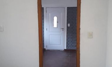 OPORTUNIDA EN VENTA LOCAL COMERCIAL Y VIVIENDA SOBRE AVENIDA