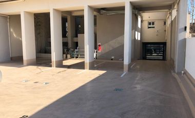 Cochera descubierta, en venta