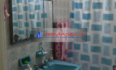 VENTA - CASA 3 AMBIENTES - SOBRE LOTE DE 8.66 x 36.84