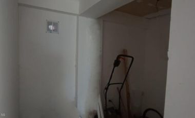 VENDO CASA 3 AMB  CON ENTRADA DE AUTOS SANTA ELENA