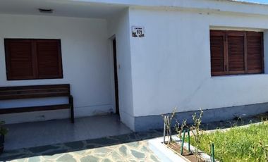 Retasado Venta Casa 4 dormitorios Escritura z/Colegios en ParqueRepublica U$SS32.000.