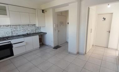 Departamento tres ambientes a la venta en San Miguel