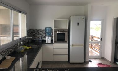 Alquiler casa amoblada con pileta - Barrio los talas- Canning
