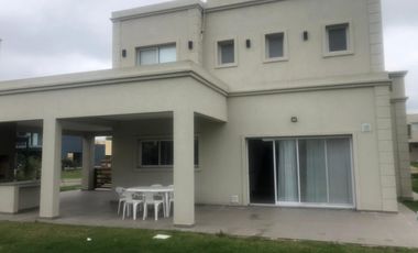 Alquiler casa amoblada con pileta - Barrio los talas- Canning