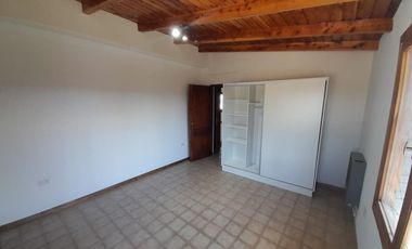 2 amplias casas en Venta en Dina Huapi