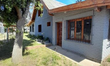 2 amplias casas en Venta en Dina Huapi