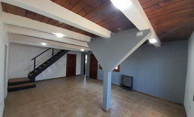 2 amplias casas en Venta en Dina Huapi