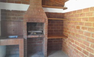 2 amplias casas en Venta en Dina Huapi