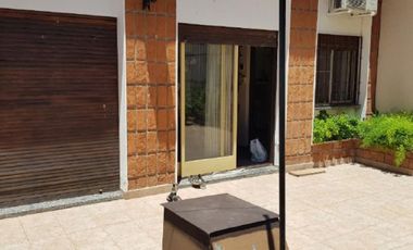 AMPLIO CHALET EN ALQUILER