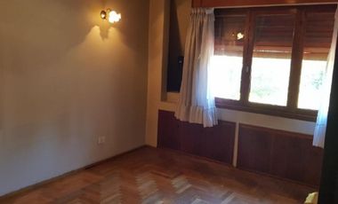 AMPLIO CHALET EN ALQUILER