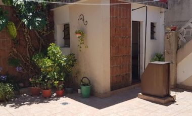 AMPLIO CHALET EN ALQUILER