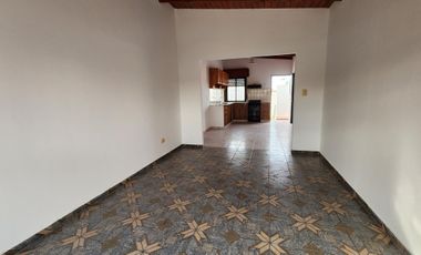 EN ALQUIER DEPARTAMENTO SIN EXPENSAS 2 DORMITORIOS