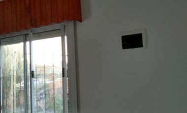 ALQUILER-ALDO BONZI- DEPARTAMENTO 3 AMBIENTES  PLANTA ALTA FRENTE