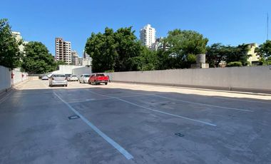 Cochera descubierta en alquiler