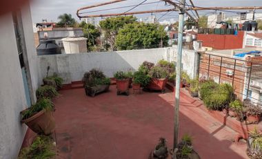 VENTA PH 3 ambientes con patio y balcón. Ciudadela