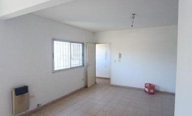 departamento en oferta en el centro de Moreno