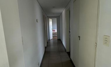 Casa de cinco ambientes en venta