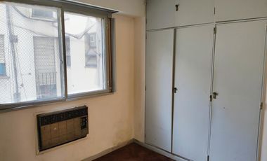 ALQUILER en Esmeralda al 800  Retiro 2 Ambientes SIN MUEBLES.