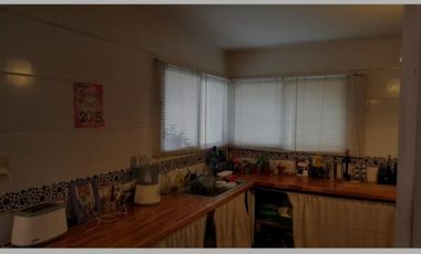 VENDO CASA CINCO AMBIENTES