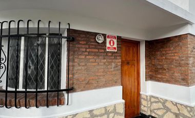 Casa de 3 AMBIENTES ubicada a 150 metros de la estación