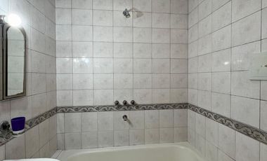 Casa de 3 AMBIENTES ubicada a 150 metros de la estación