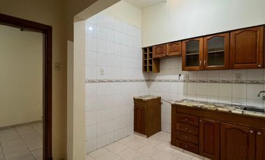 Casa de 3 AMBIENTES ubicada a 150 metros de la estación